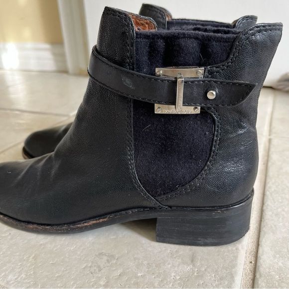 Black booties  - Picture 9 of 14